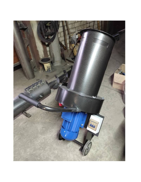 Сенорезка- зернодробалка с принудительным выдувом - фото